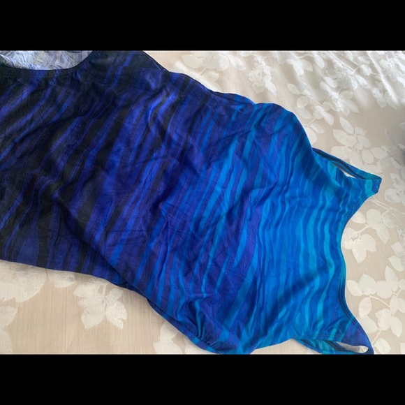 Bathing suit - Picture 4 of 4